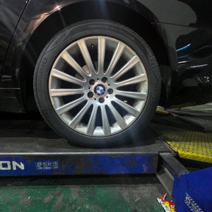 BMW 7시리즈 19인치 순정 휠타이어 세트