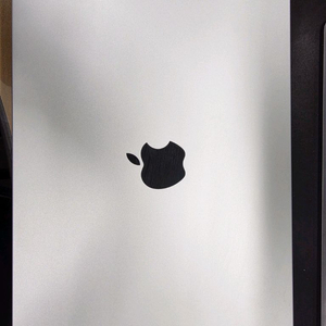 맥북 에어 M4 14인치 1TB 24GB RAM 애캐플 포함