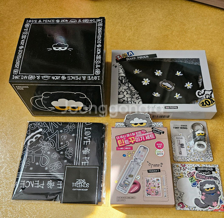 [급처/일괄]지디 조앤프렌즈 조아 머그컵 공굿 및 콜라보 굿즈 세트 판매합니다!--1