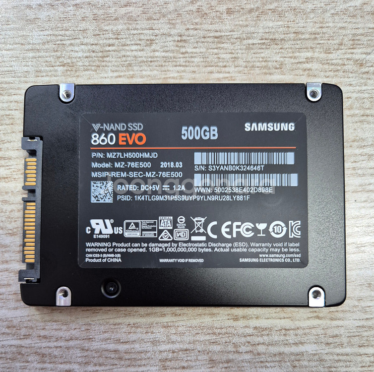 삼성 2.5인치 ssd EVO860 500gb 사용시간 117시간--0