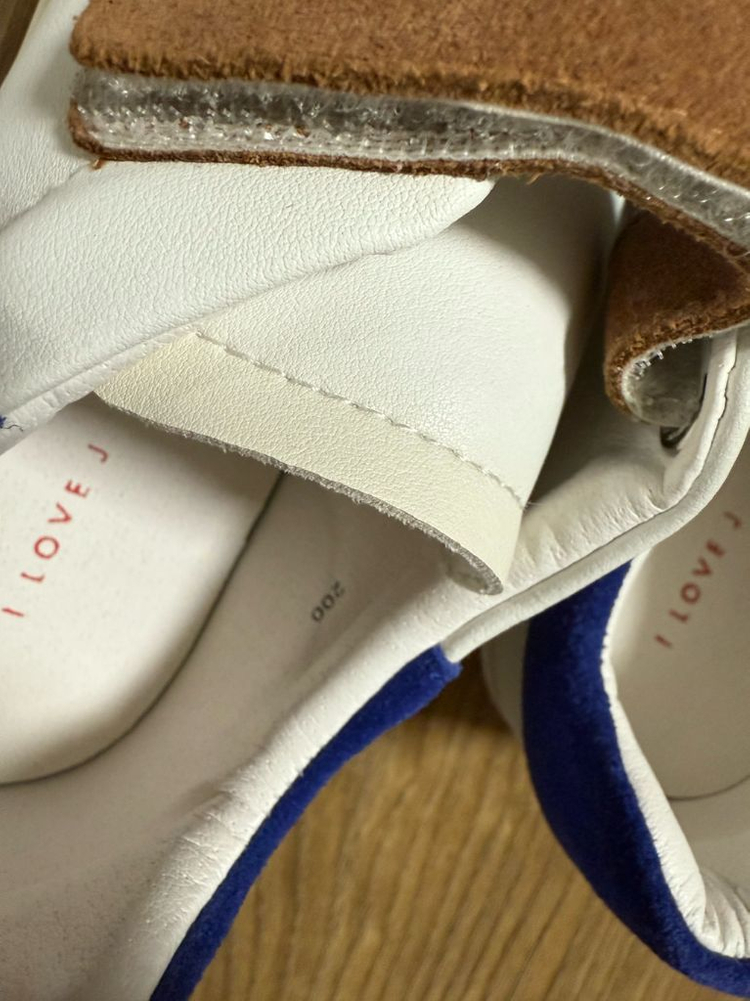 I LOVE J 키즈 벨크로 운동화 200사이즈 새상품--1