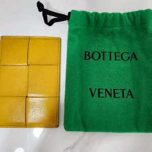보테가베네타 카드지갑