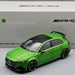 1:18 벤츠 AMG A45 S (W177, NZG)
