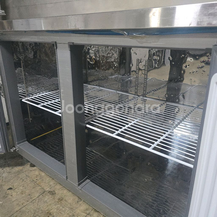 테이블 냉동고 1500 업소용 전체냉동고--3