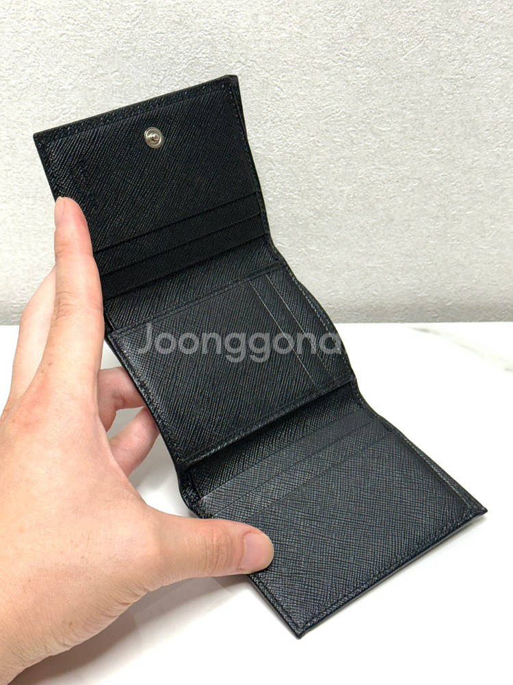 (백화점/A+)프라다 사피아노 3단 반지갑--5