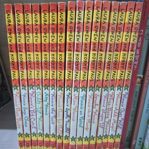 Winnie the Witch 마녀 위니