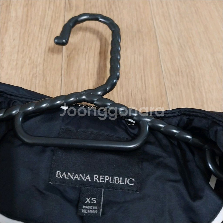 바나나리퍼블릭 오리털 패딩 여성55 사이즈--3