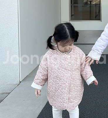 라이크봄 퀼팅자켓 M 동그라미마켓 퀼팅롱자켓 L--0