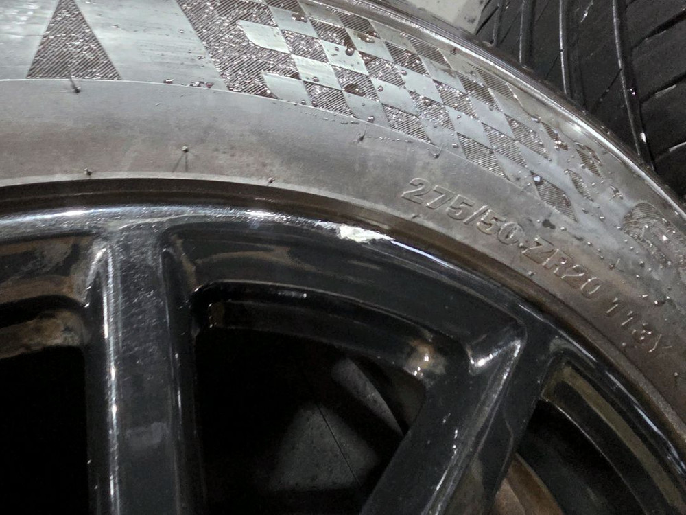 벤츠 G63 AMG 20인치 순정 휠타이어 세트 이미지