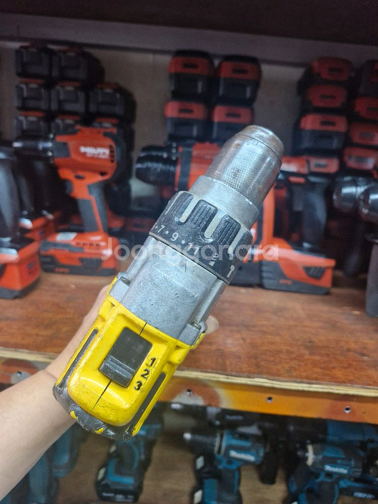 디월트충전함마드릴DCD996 강력토크 최강토크--7