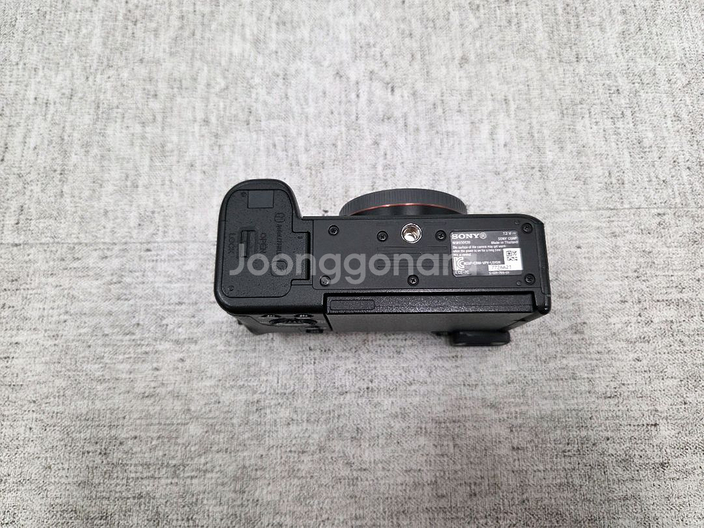 소니 A7C 풀프레임 미러리스 카메라 28-60mm--4