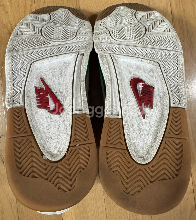 조던4 나이키 SB 파인그린 260사이즈 18만--3