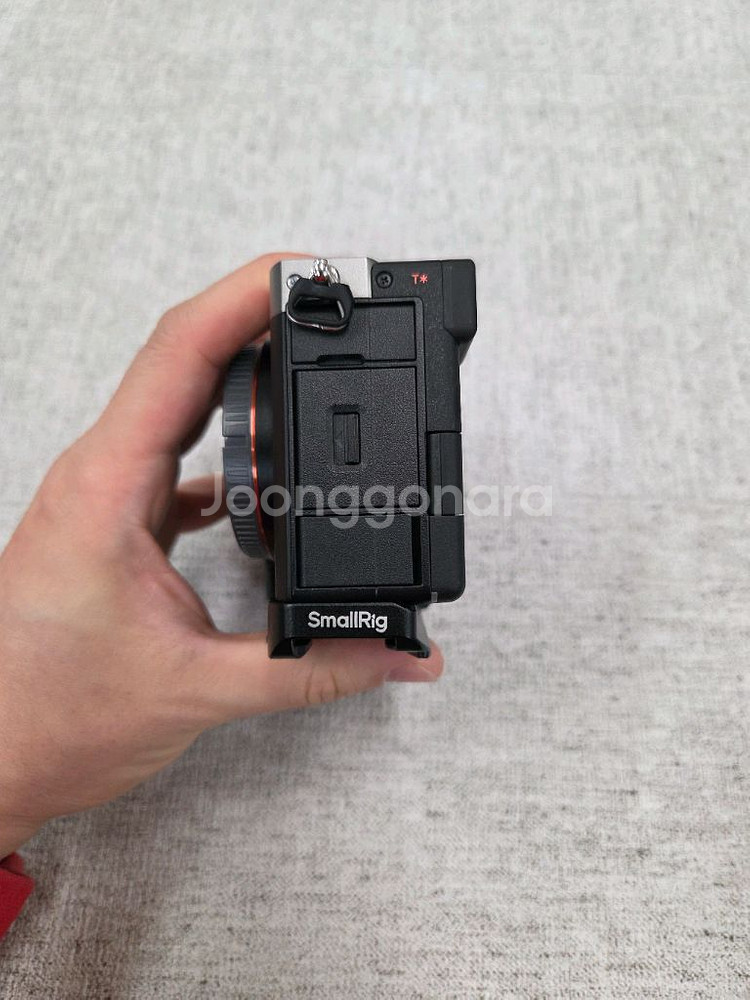 소니 A7C II 미러리스 카메라--6