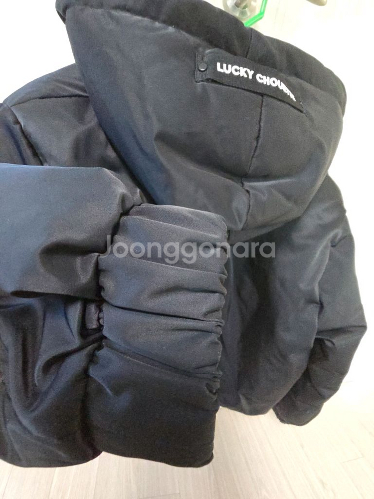 럭키슈에뜨 패딩--3