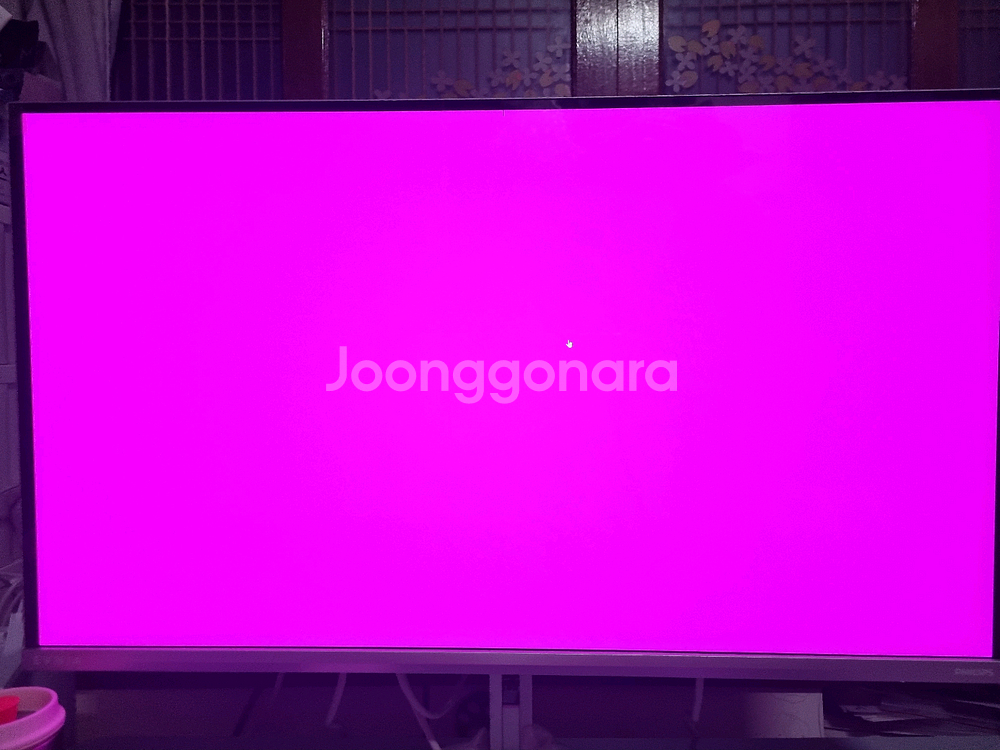 필립스 에브니아 32M2N8800 UHD OLED 240Hz HDR 게이밍 화이트 모니터--3