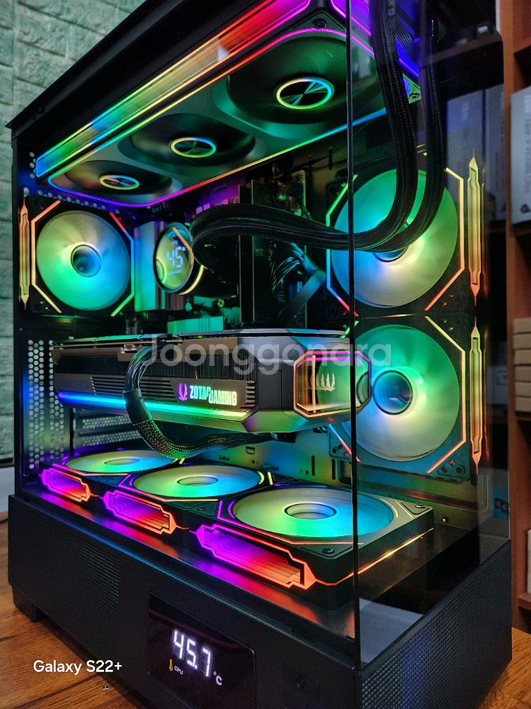 미사용 ) 9800X3D & RTX5070TI 컴퓨터--1