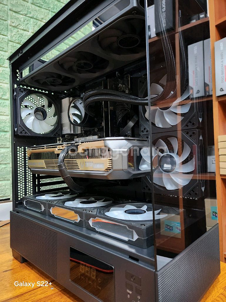 미사용 ) 9800X3D & RTX5070TI 컴퓨터--3