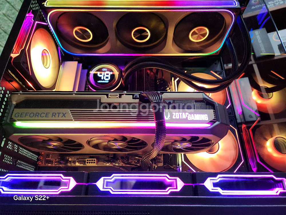 미사용 ) 9800X3D & RTX5070TI 컴퓨터--4