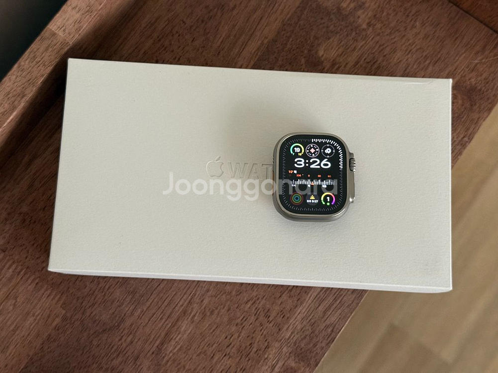 애플워치 울트라2 49mm 티타늄 S급 97% 풀박스 + 스트랩 61만--0