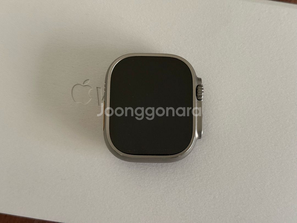애플워치 울트라2 49mm 티타늄 S급 97% 풀박스 + 스트랩 61만--3
