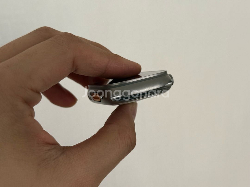 애플워치 울트라2 49mm 티타늄 S급 97% 풀박스 + 스트랩 61만--7