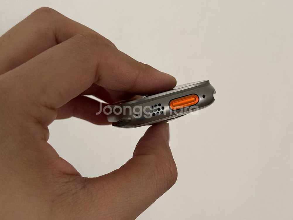 애플워치 울트라2 49mm 티타늄 S급 97% 풀박스 + 스트랩 61만--8