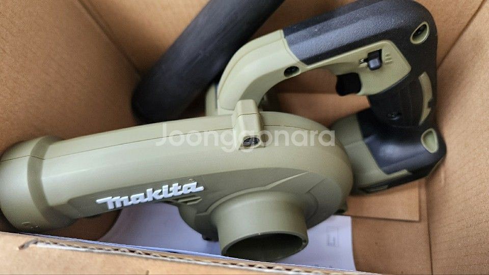 마끼다 18V 충전 송풍기 올리브색상 DUB185ZO--2