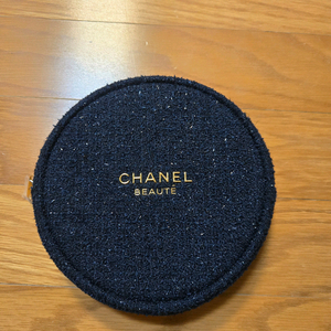 샤넬 2025 뷰티 트위드파우치 새상품 (착불)