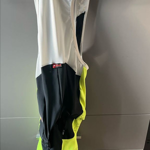 카스텔리 빕숏 남자 M 사이즈