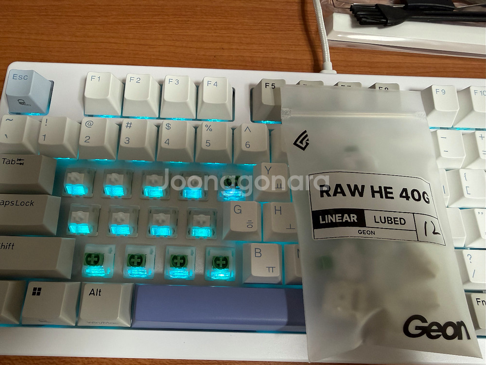 한성 매그니톡스 TFG Magnetox XL 듀얼 8K 자석축 게이밍키보드 래피드트리거 밀크소다 스위치증정--3