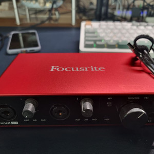 Focusrite Scarlett 4i4 3세대_포커스라이트 스칼렛