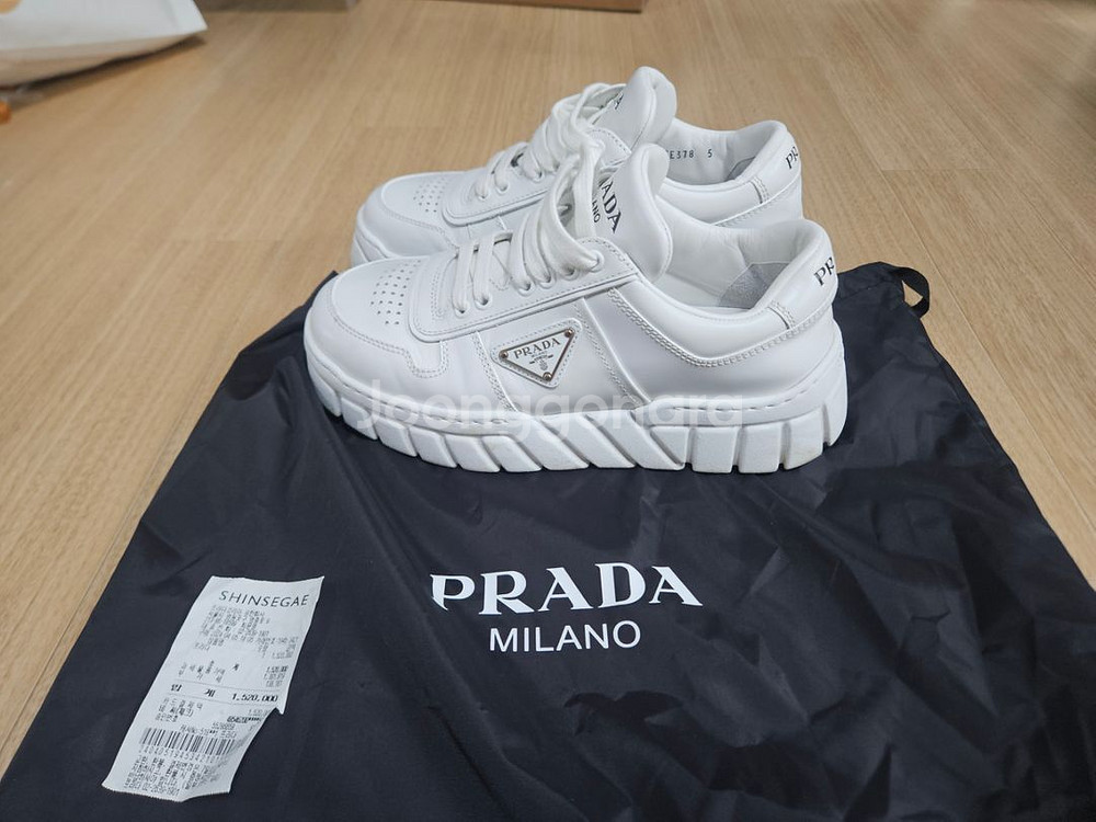 [정품](신상) 프라다 삼각로그 남/여공용 5사이즈--0