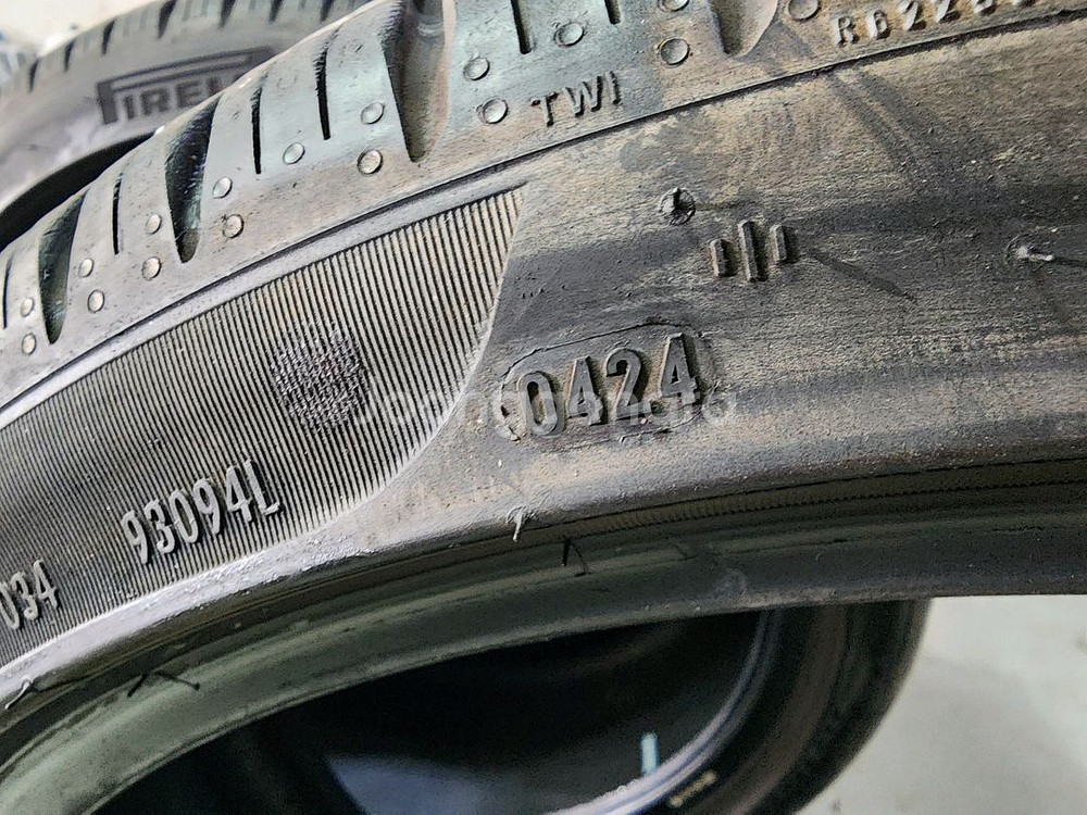 245/45R19 피렐리 피제로 중고타이어--4