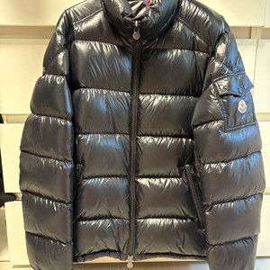 몽클레어 마야 다운 패딩 재킷 황금6사이즈