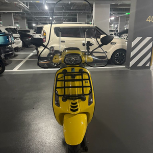 베스파 스프린트 블랙풀튜닝 22년식 3900km