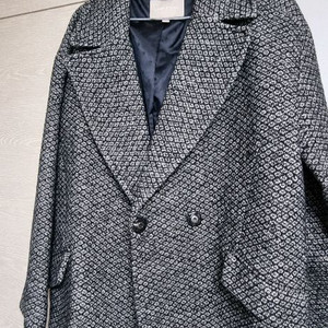 바나나리퍼블릭 울코트. 사이즈m 새상품