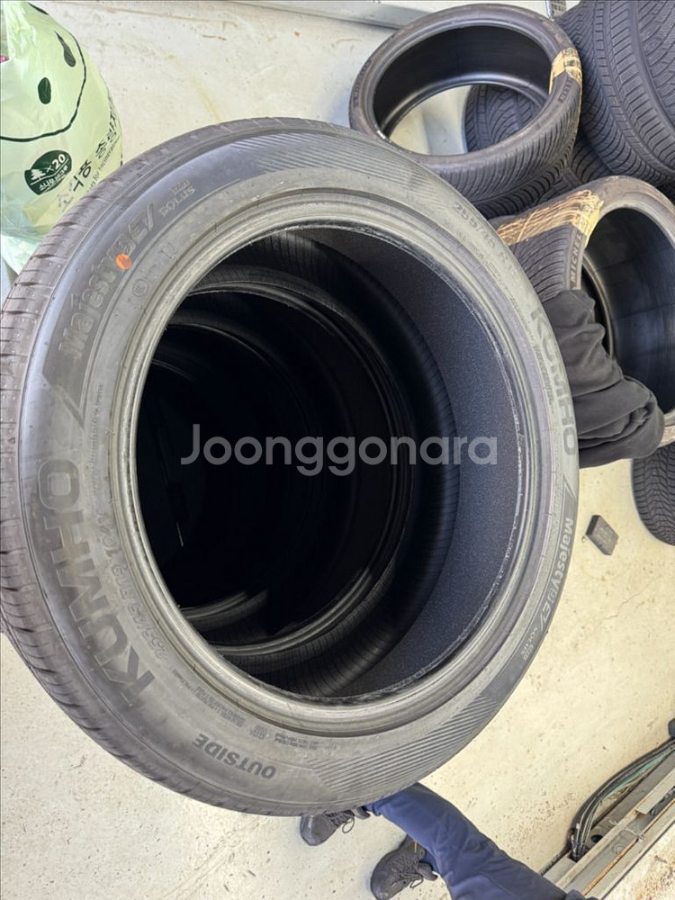 마제스티9 EV TA91 255/45/19 거의 새제품 팝니다--1