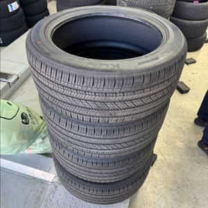 마제스티9 EV TA91 255/45/19 거의 새제품 팝니다