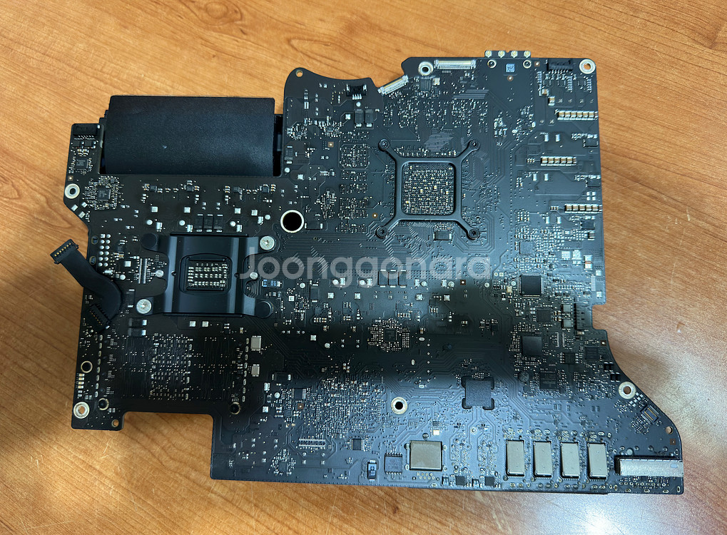 아이맥2019 27인치 부품용 로직보드--1