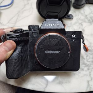 풀프레임 미러리스 카메라