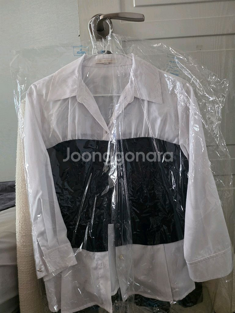 플라스틱아일랜드 뷔스티에 레이어드 셔츠 s사이즈--1