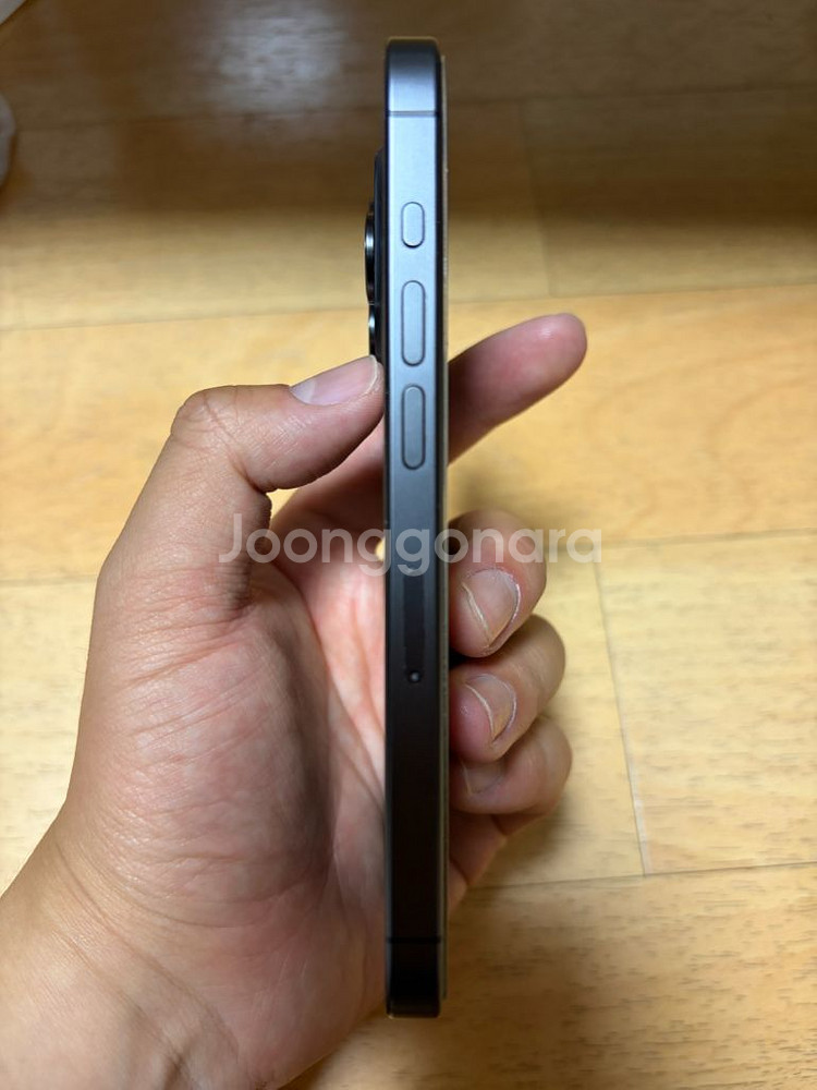 아이폰 15 프로 128GB 블랙 판매합니다--2