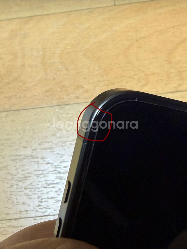 아이폰 15 프로 128GB 블랙 판매합니다--9