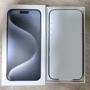 아이폰15 프로맥스 블루티타늄 256gb 리퍼후 미사용