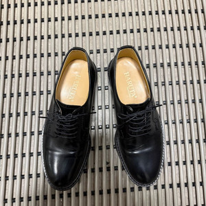 하루타711 더비슈즈 블랙 245