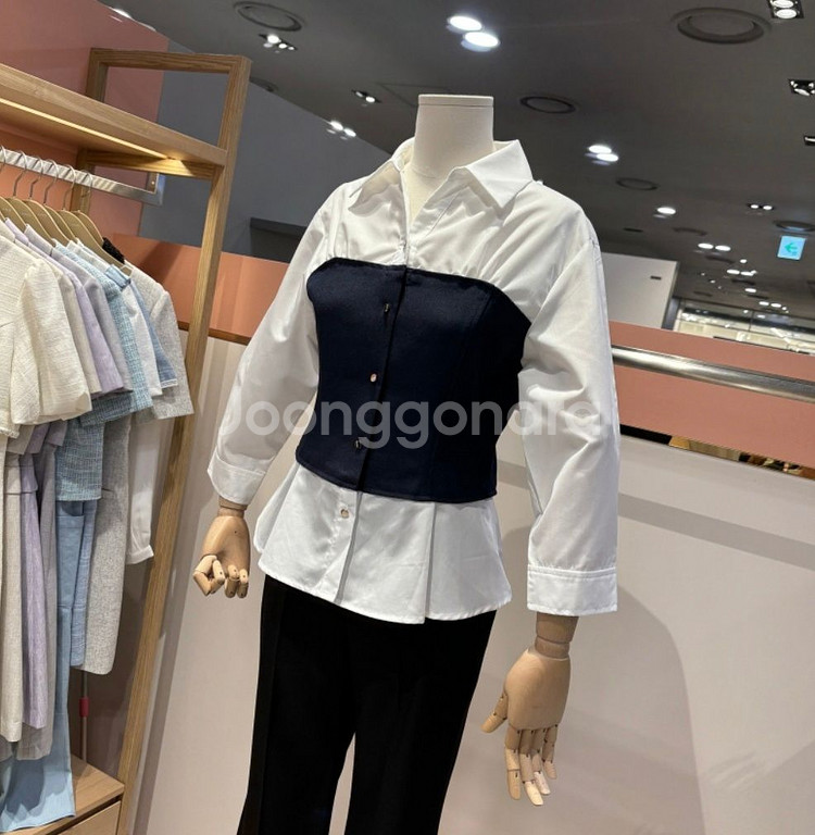 플라스틱아일랜드 뷔스티에 레이어드 셔츠 s사이즈--2