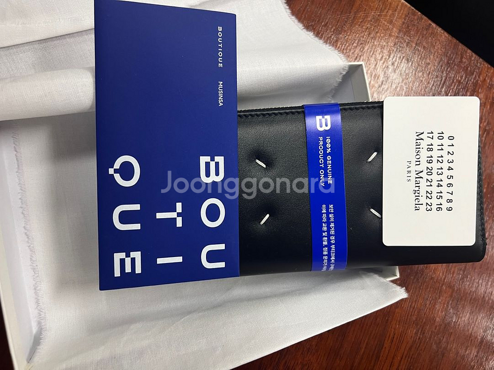 메종마르지엘라 여성용 장지갑 판매합니다--3