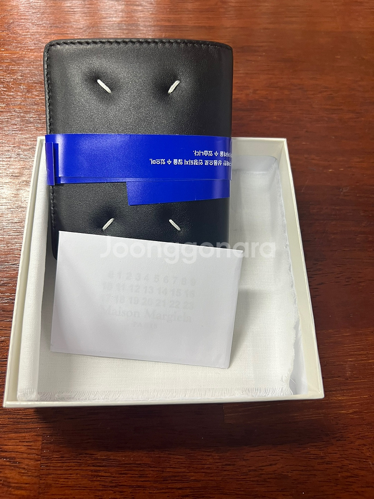 메종마르지엘라 여성용지갑 판매합니다--2