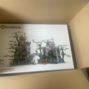 레고 910043 스트롱홀드 새제품 판매합니다.