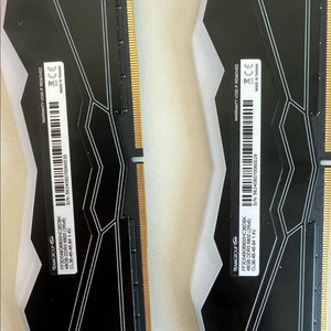 팀그룹 DDR5 6800 CL36 96GB 팝니다